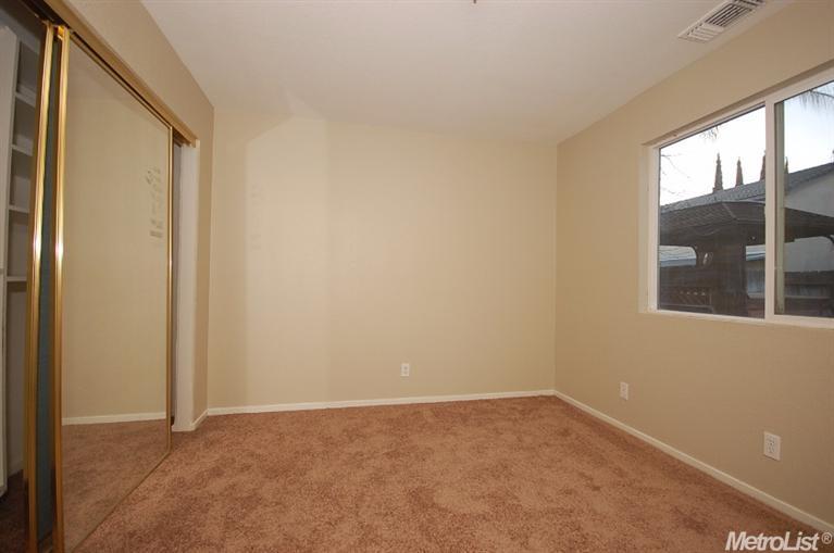 2481 Whitewater Way, Modesto, CA 95351 photo 9