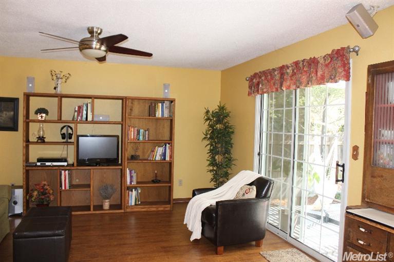1300 Spruce Ln, Davis, CA 95616 photo 5