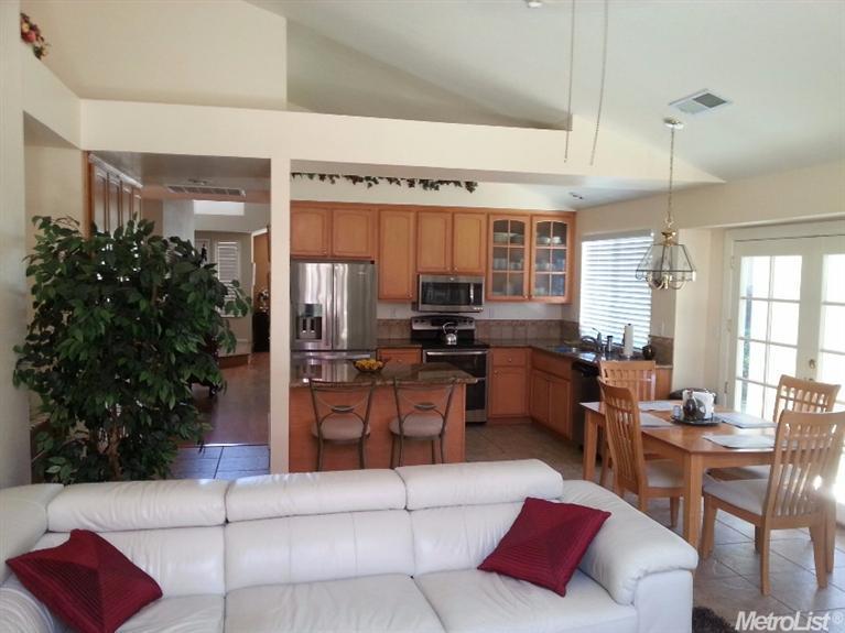 1451 Pecan Ln, Tracy, CA 95376 photo 7