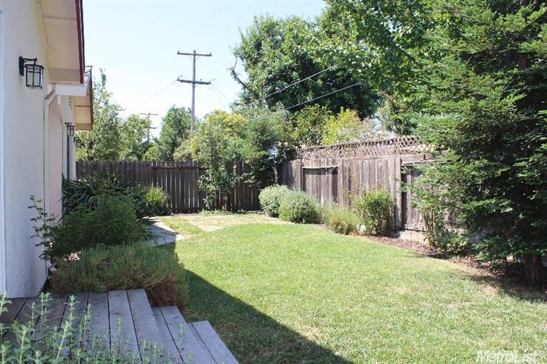 1607 Birch Lane Ln, Davis, CA 95618 photo 17
