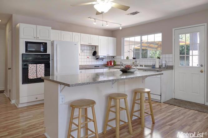 1130 Decatur Ct, Davis, CA 95618 photo 8