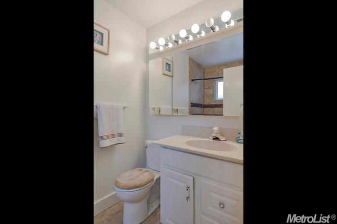 1130 Decatur Ct, Davis, CA 95618 photo 20