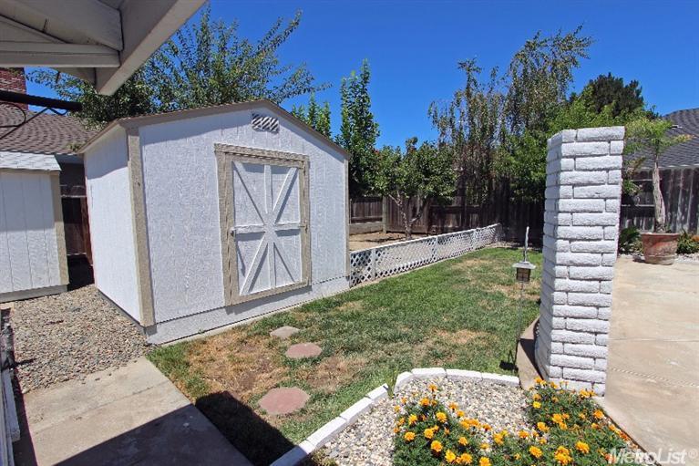 921 Rugby Ln, Modesto, CA 95356 photo 14