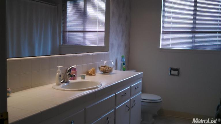 1709 Irene Ave, Modesto, CA 95355 photo 7