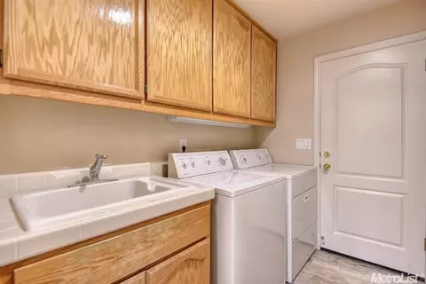 122 Burrill Dr, Folsom, CA 95630 photo 17