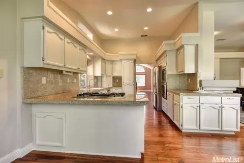 122 Burrill Dr, Folsom, CA 95630 photo 11