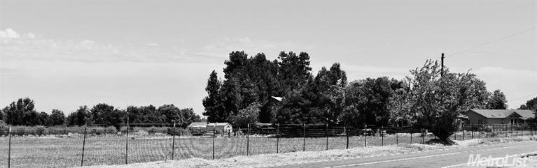30171 E River Rd, Escalon, CA 95320 photo 3