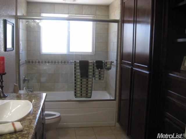 2829 Hobart Ct, Modesto, CA 95358 photo 8