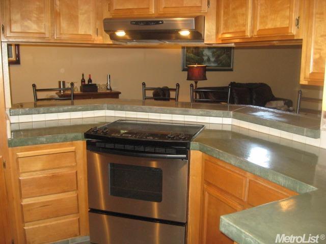2829 Hobart Ct, Modesto, CA 95358 photo 2
