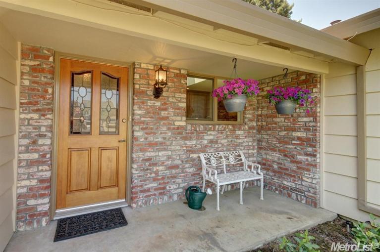 5712 Jeff Way, Carmichael, CA 95608 photo 2