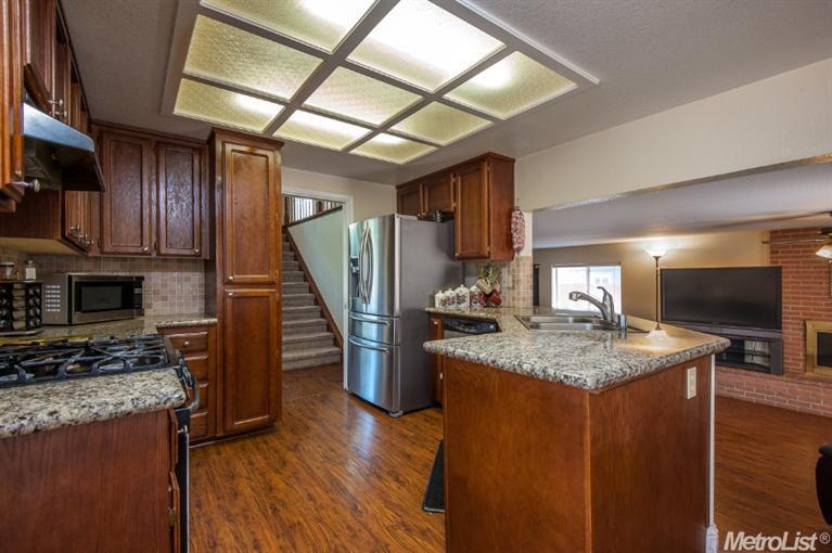 3317 Gray Mare Way, Antelope, CA 95843 photo 9