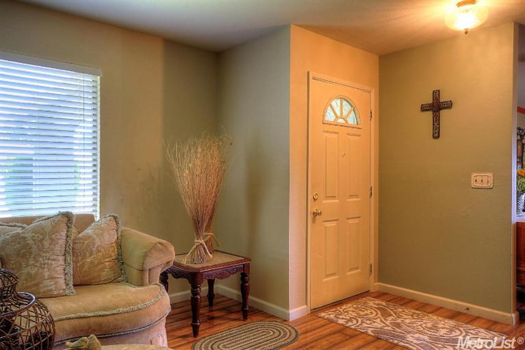 1105 Tarrogana Dr, Tracy, CA 95376 photo 4
