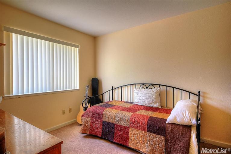 1105 Tarrogana Dr, Tracy, CA 95376 photo 14