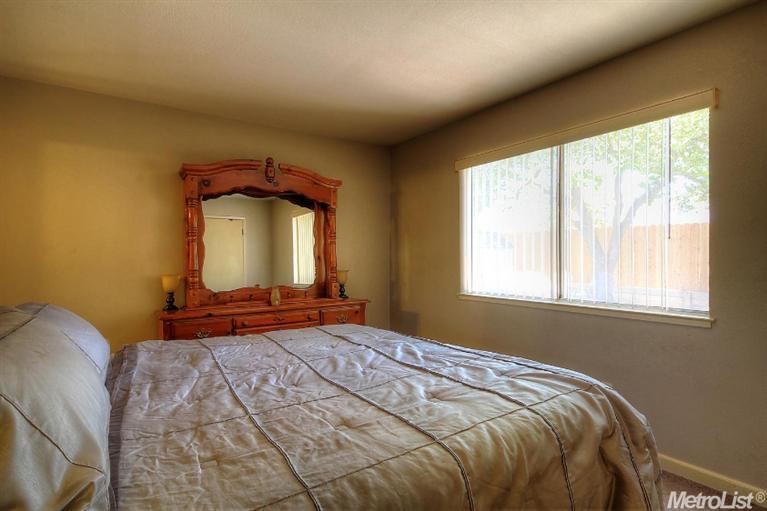 1105 Tarrogana Dr, Tracy, CA 95376 photo 15