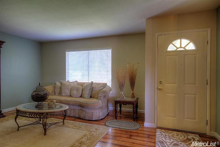 1105 Tarrogana Dr, Tracy, CA 95376 photo 5