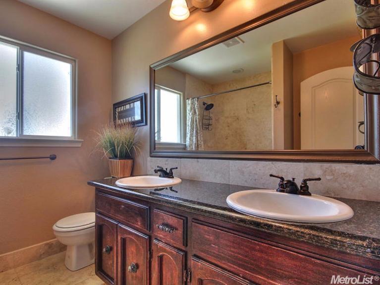 1501 Hillview Dr, Modesto, CA 95351 photo 17