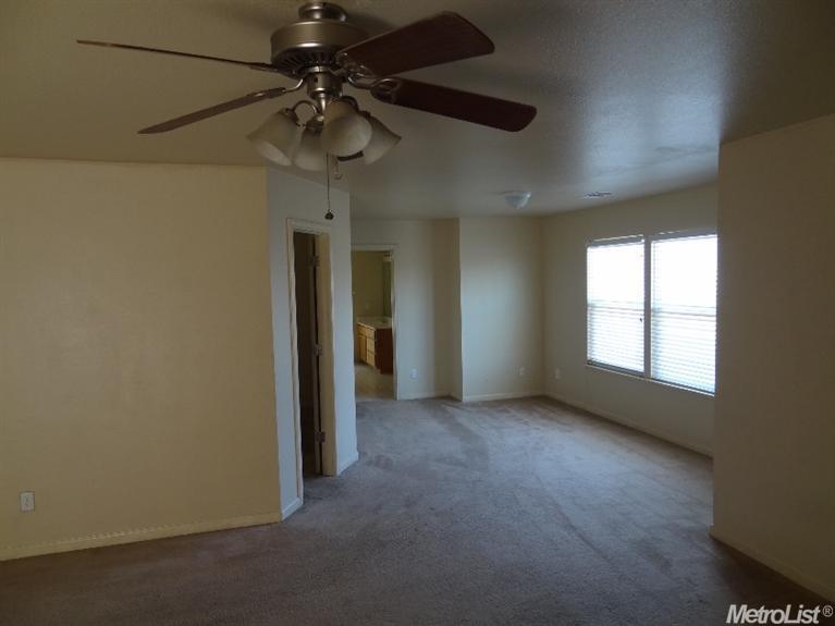229 Pyramid Ave, Merced, CA 95341 photo 15