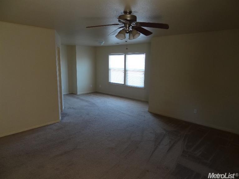 229 Pyramid Ave, Merced, CA 95341 photo 14