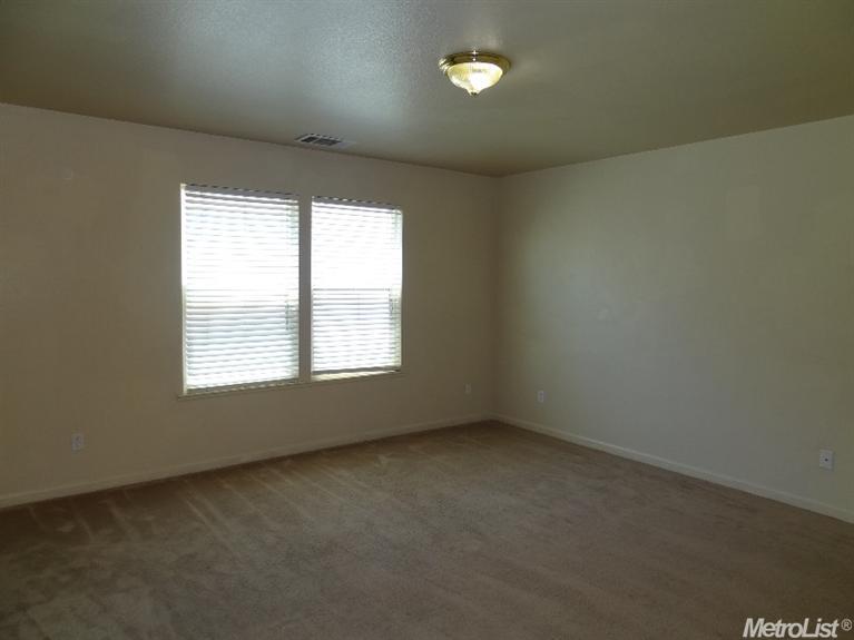 229 Pyramid Ave, Merced, CA 95341 photo 11
