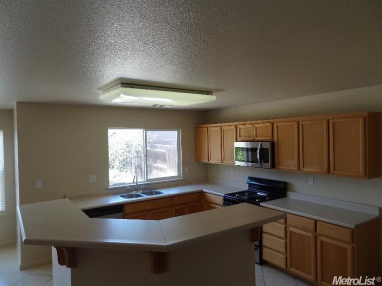 229 Pyramid Ave, Merced, CA 95341 photo 5
