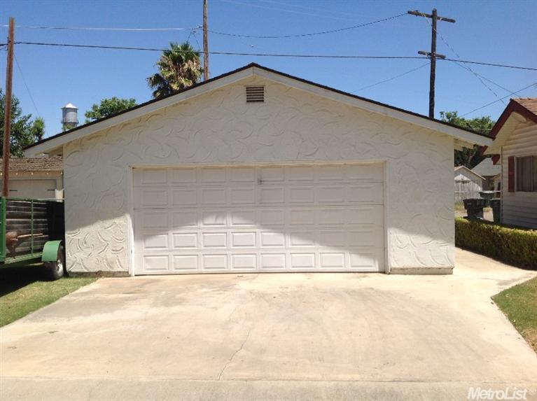 360 West Ave, Gustine, CA 95322 photo 4