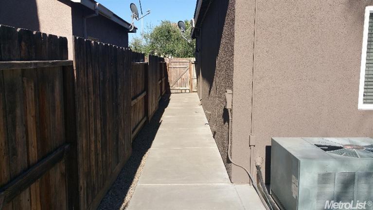 3929 Wright St, Turlock, CA 95382 photo 16