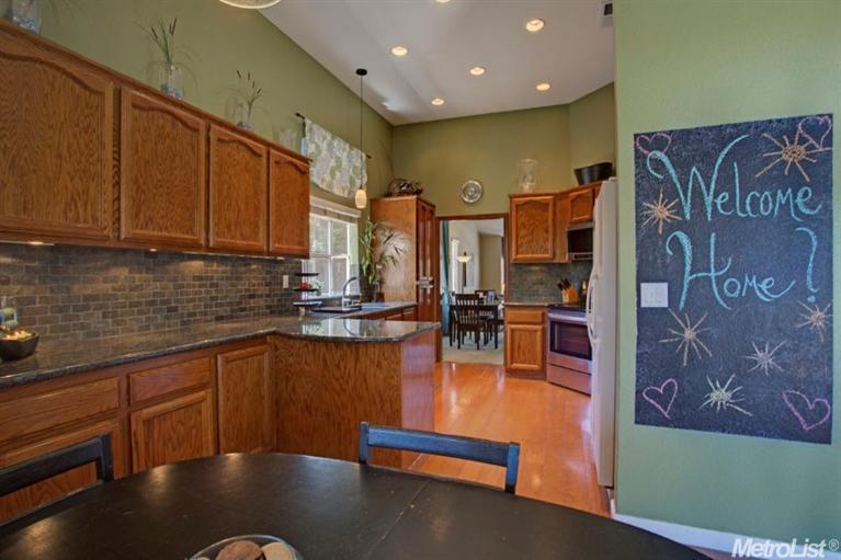 111 Goodell Rd, Folsom, CA 95630 photo 8