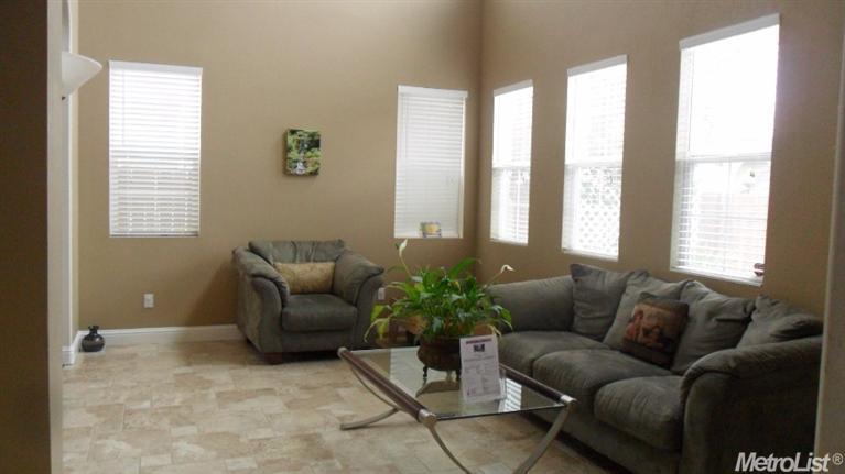 3220 Inverness St, Modesto, CA 95355 photo 7