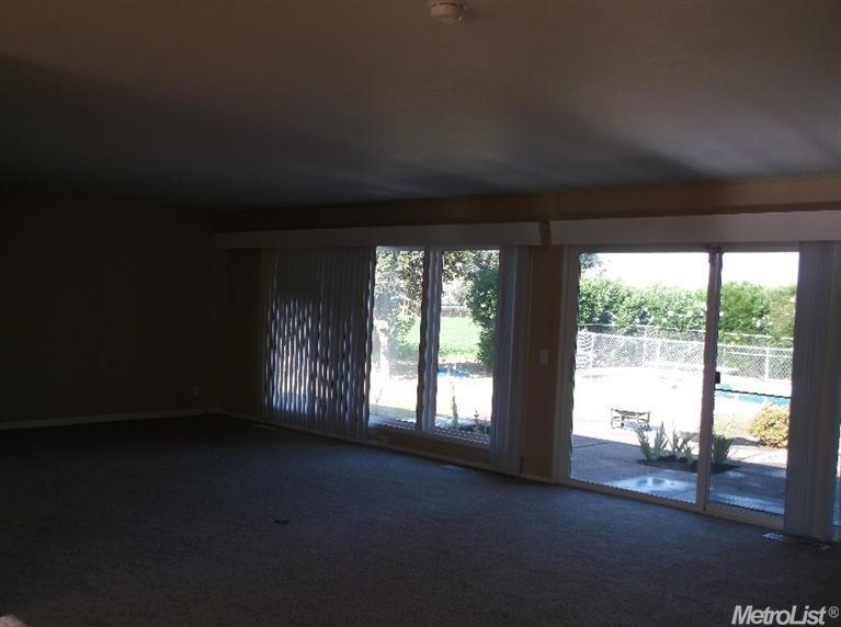14619 Ward Ave, Patterson, CA 95363 photo 2
