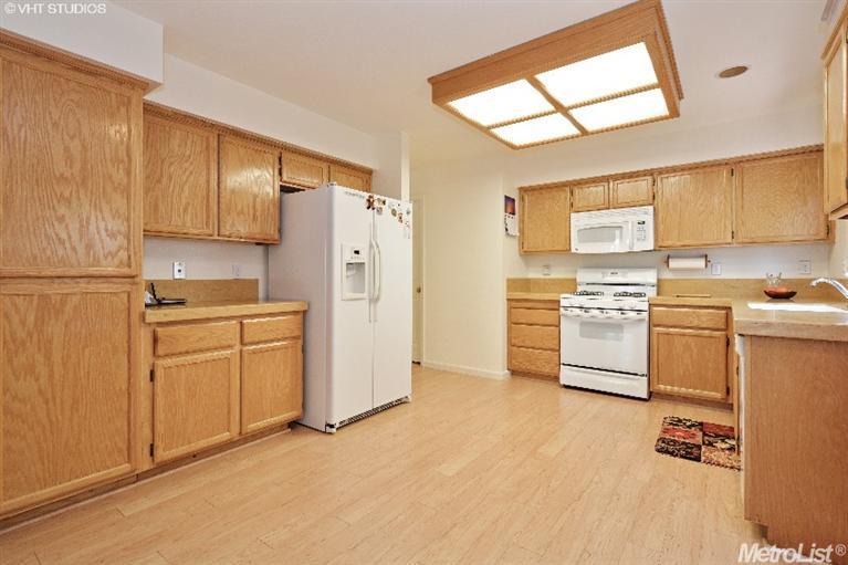 1409 Santander Ct, Davis, CA 95618 photo 7