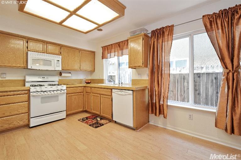 1409 Santander Ct, Davis, CA 95618 photo 9