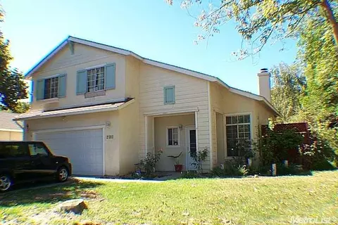 2101 Liselle Ln, Modesto, CA 95358 photo 1