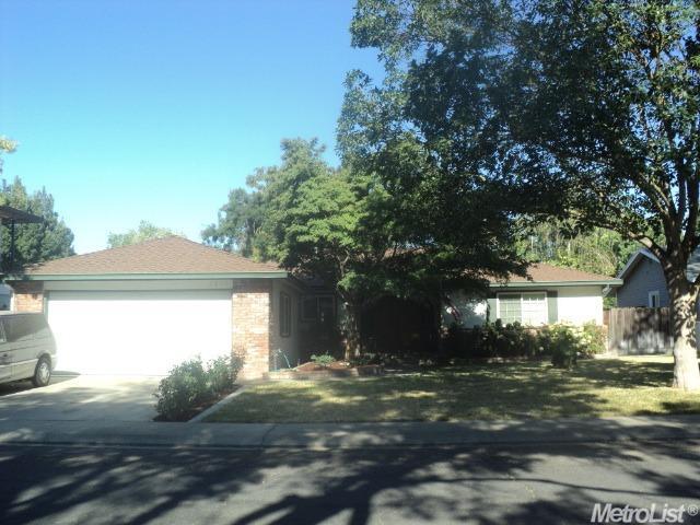 3305 Mark Allen Dr, Modesto, CA 95350 photo 1