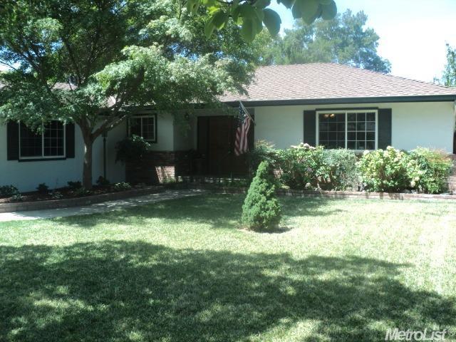 3305 Mark Allen Dr, Modesto, CA 95350 photo 2