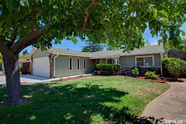 107 Perraud Dr, Folsom, CA 95630 photo 22