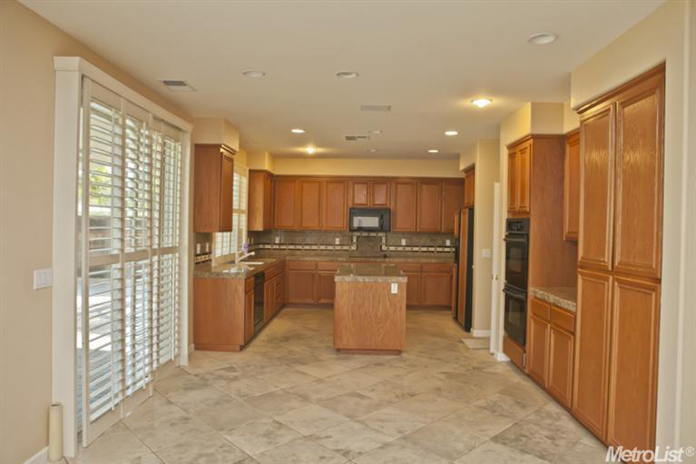 243 Ridgeview Dr, Tracy, CA 95377 photo 7
