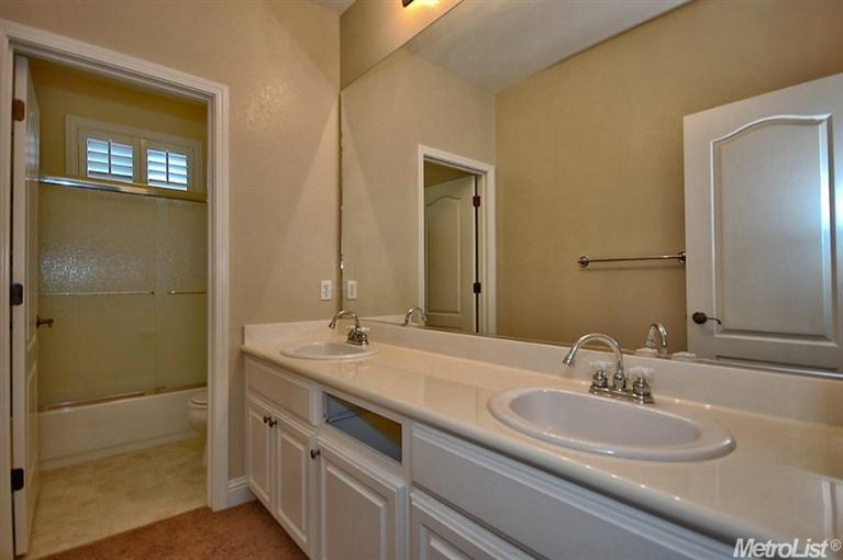 4121 Laurant Ct, Modesto, CA 95356 photo 13