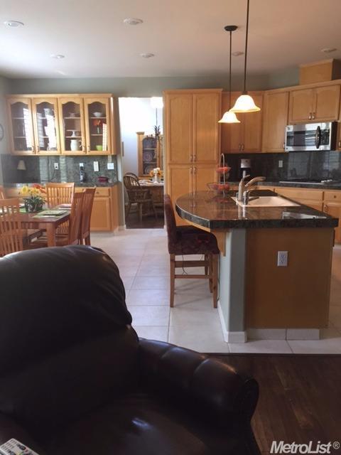 2003 Schaffhausen St, Manteca, CA 95336 photo 8