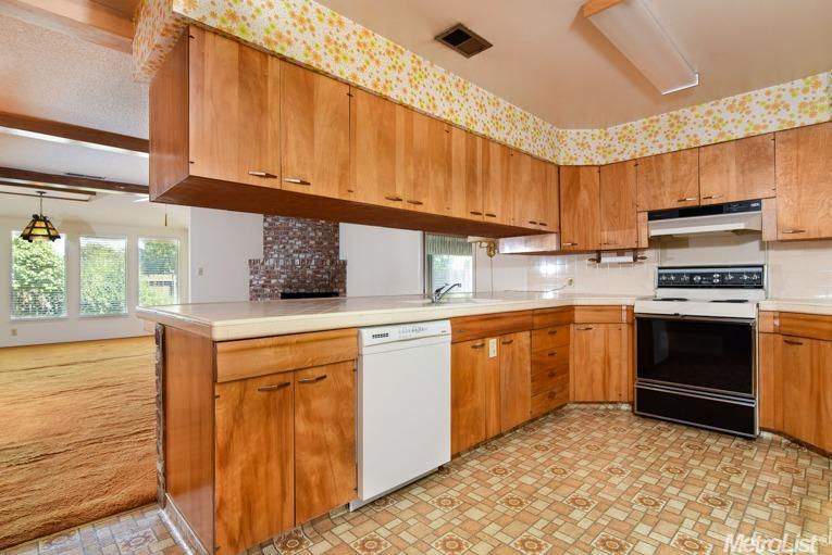 1316 Gary Way, Carmichael, CA 95608 photo 10