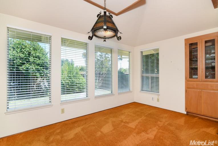 1316 Gary Way, Carmichael, CA 95608 photo 9