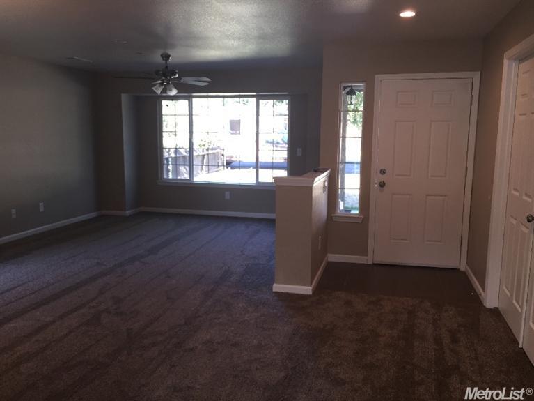 3021 8th St, Ceres, CA 95307 photo 1