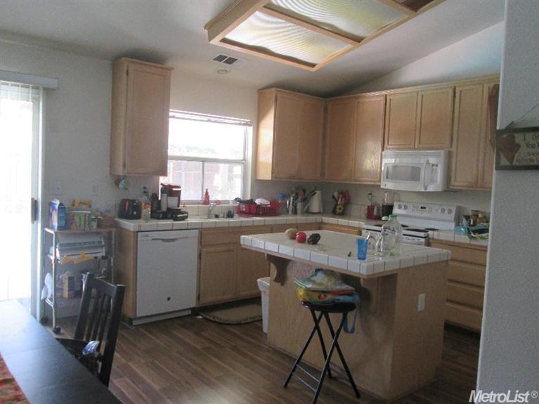 3900 Westfall Ln, Modesto, CA 95357 photo 6