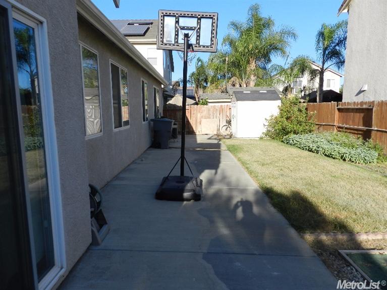 3696 Waynesboro Dr, Ceres, CA 95307 photo 13