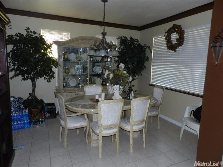 3696 Waynesboro Dr, Ceres, CA 95307 photo 3