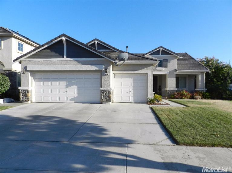 3696 Waynesboro Dr, Ceres, CA 95307 photo 2