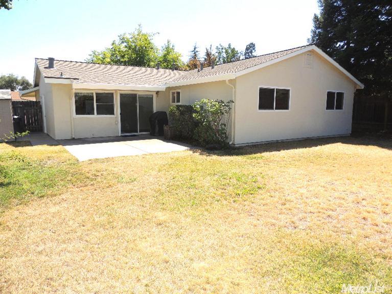 8917 Ramstad Ave, Fair Oaks, CA 95628 photo 18