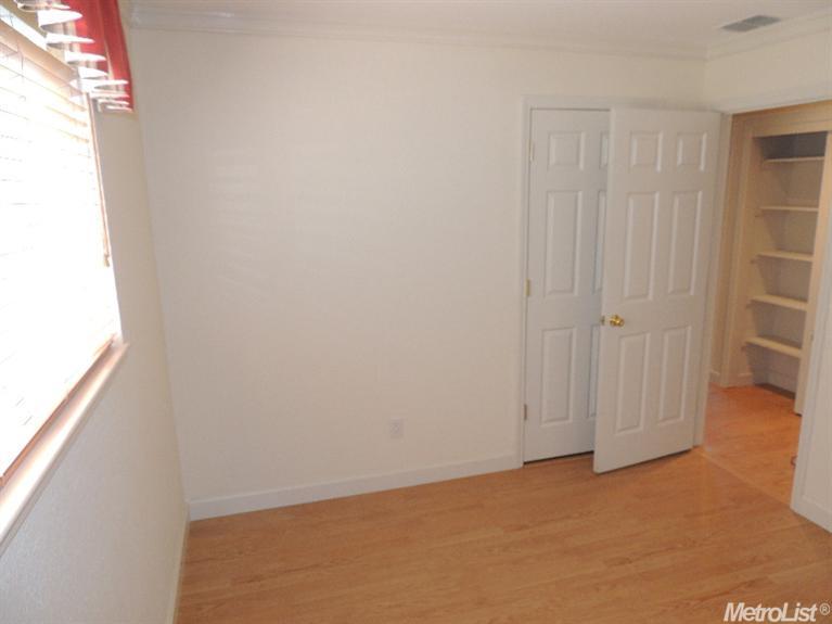 8917 Ramstad Ave, Fair Oaks, CA 95628 photo 9