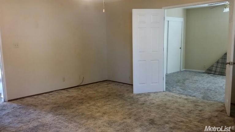 1924 Somerset Dr, Modesto, CA 95350 photo 7
