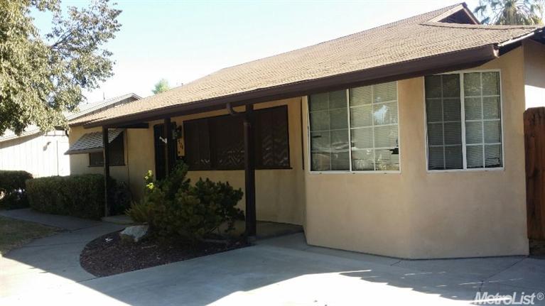 1924 Somerset Dr, Modesto, CA 95350 photo 2