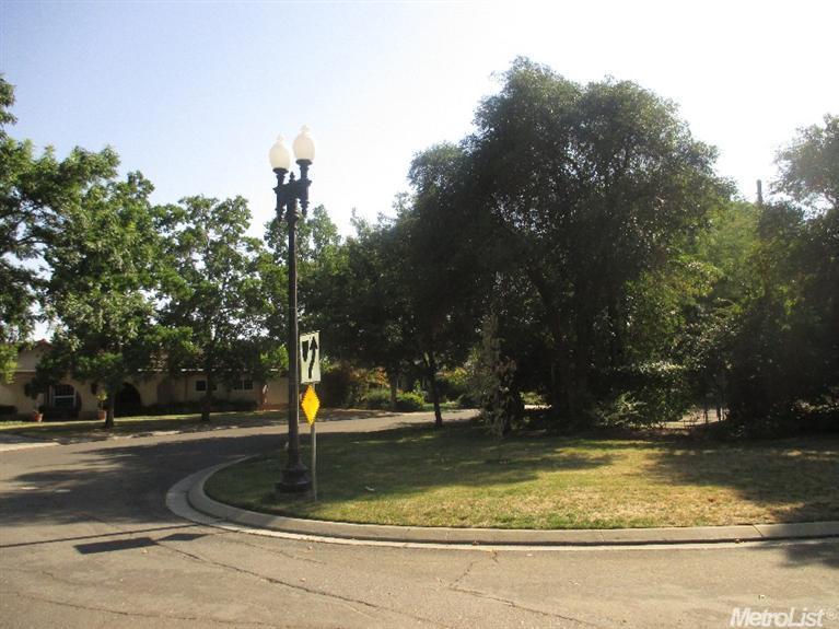 2909 Parkview Dr, Modesto, CA 95355 photo 25